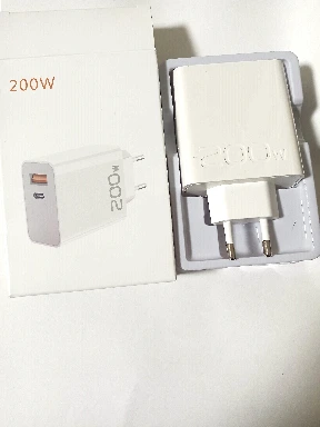 Зарядное устройство USB и Type-C адаптер с быстрой зарядкой 200W блок питания